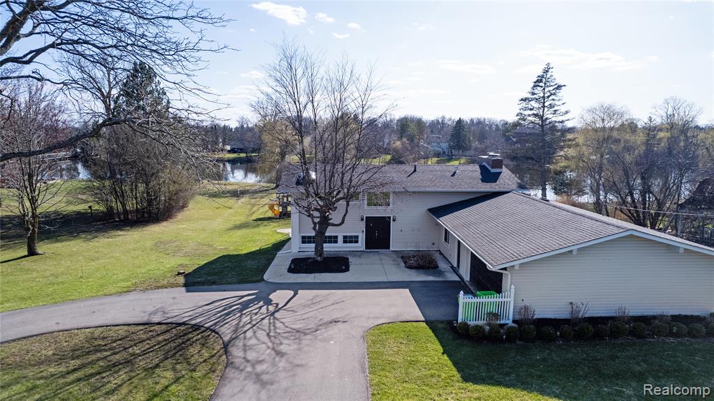 4274 WENDELL Road, West Bloomfield, MI 48323 — Photo 11