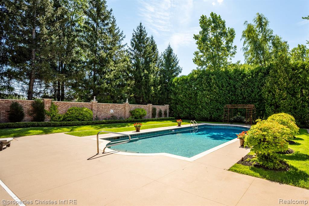 47765 Bellagio Drive, Northville, MI 48167 — Photo 81