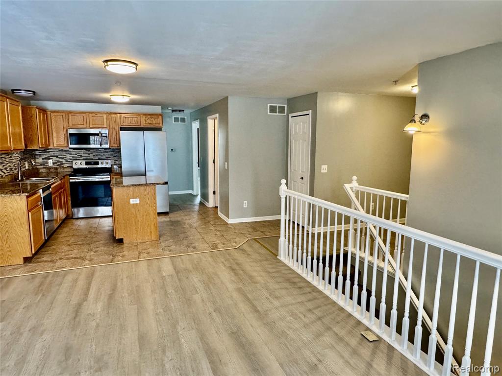 45678 Kennedy Avenue, Utica, MI 48315 — Photo 4