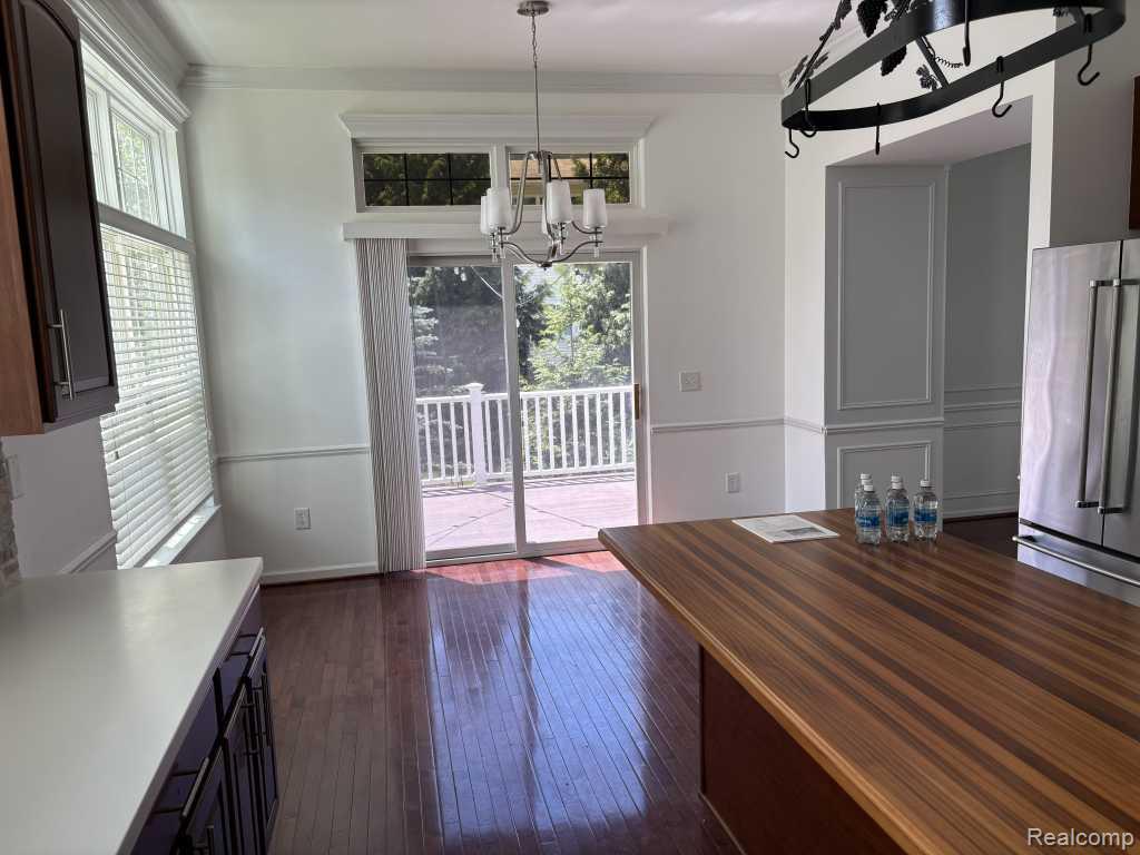 124 Champlain Boulevard, Howell, MI 48843 — Photo 12