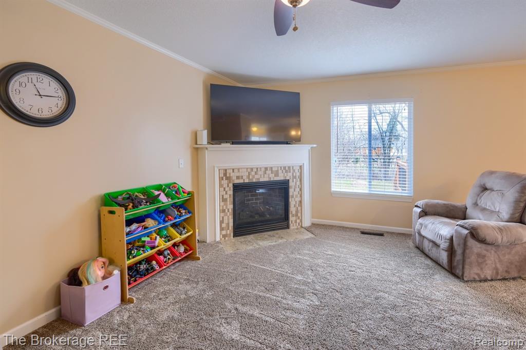4391 Eagle Lane, Burton, MI 48519 — Photo 7