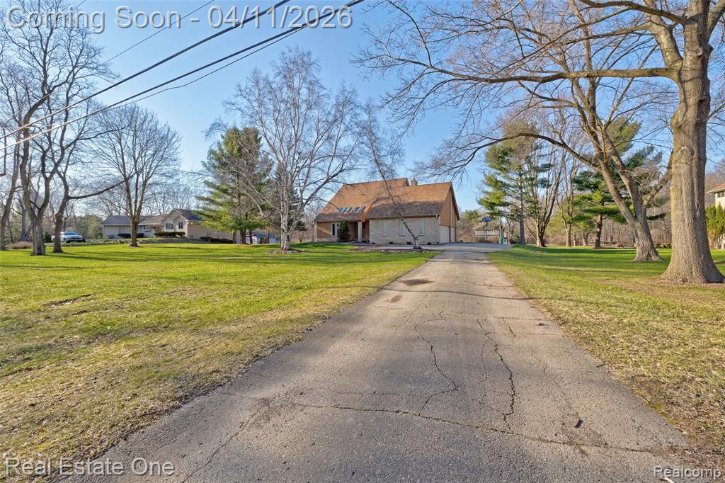 6400 Oak Hill Road, Ortonville, MI 48462 — Photo 58