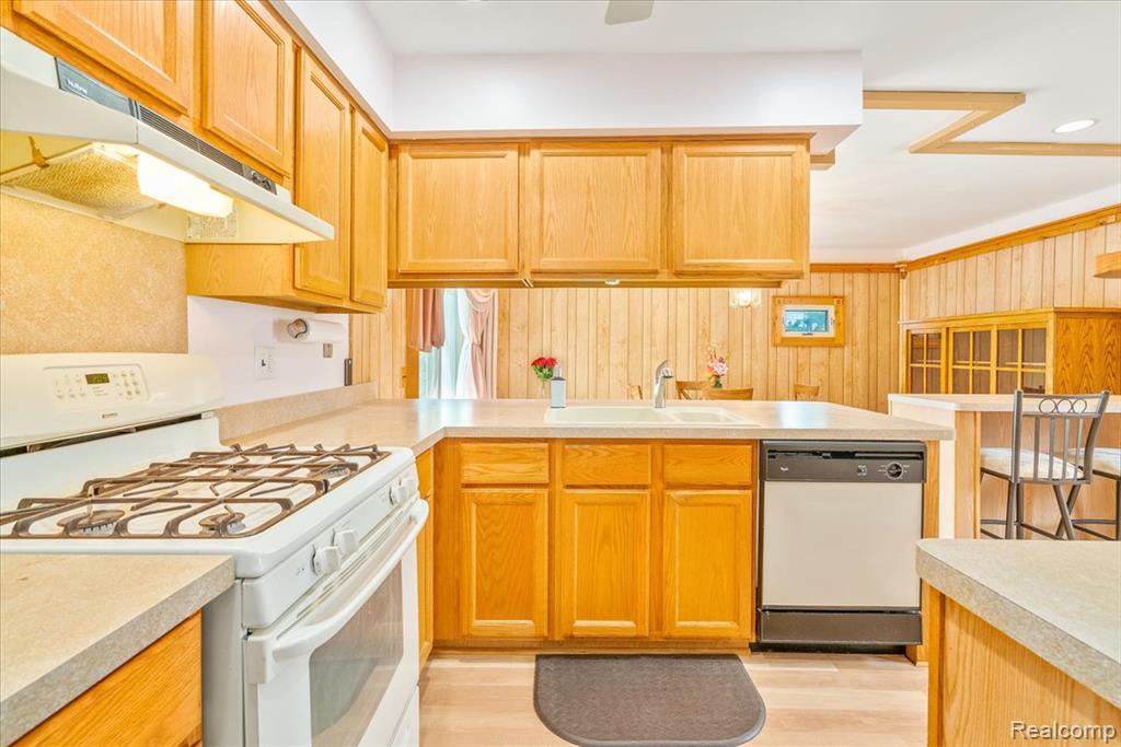 9436 Essex Street, Romulus, MI 48174 — Photo 21