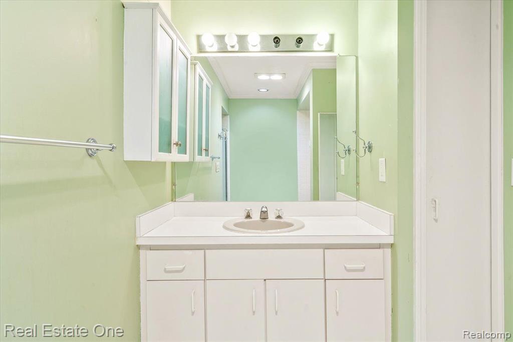 775 DEER Court, Plymouth, MI 48170 — Photo 31
