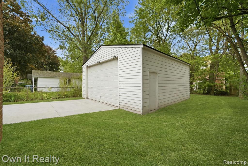 10021 Grayfield, Redford, MI 48239 — Photo 22