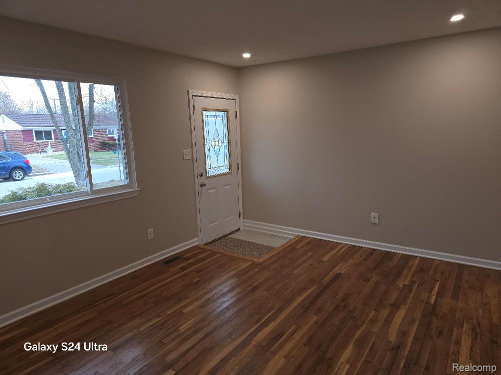 6806 Niagara Street, Romulus, MI 48174 — Photo 5