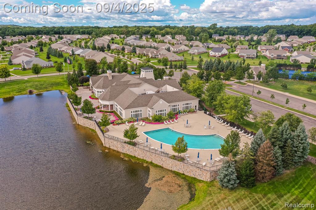 6264 Muirfield Drive, Grand Blanc, MI 48439 — Photo 46