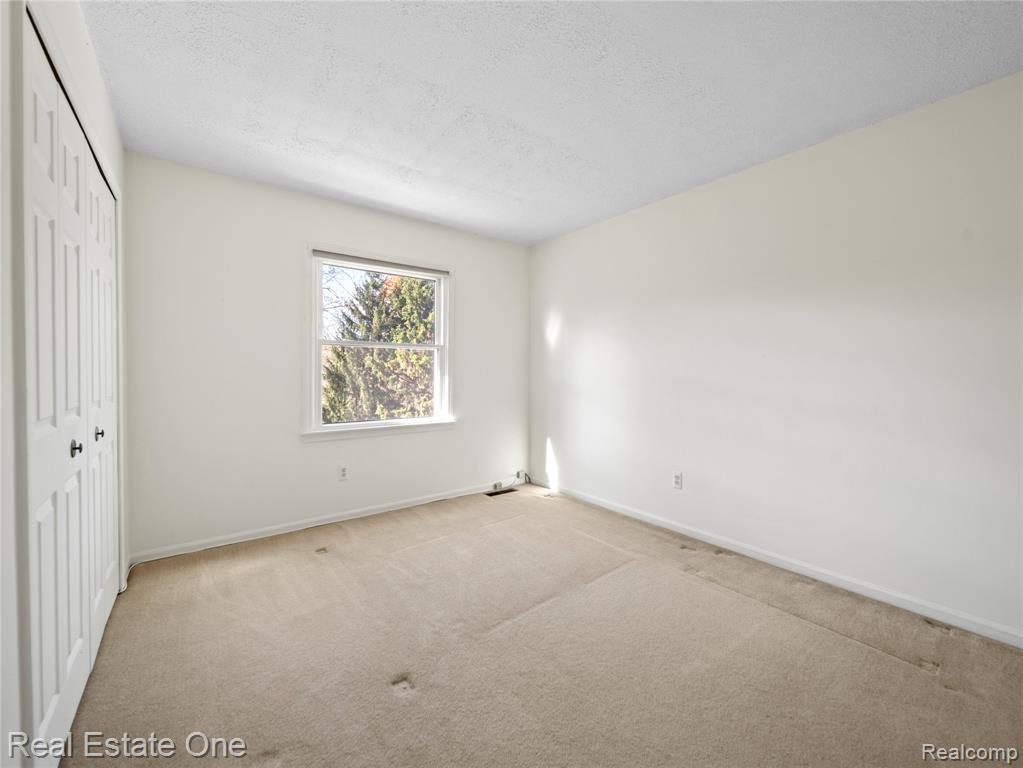 4798 Kenicott Trail, Brighton, MI 48114 — Photo 24