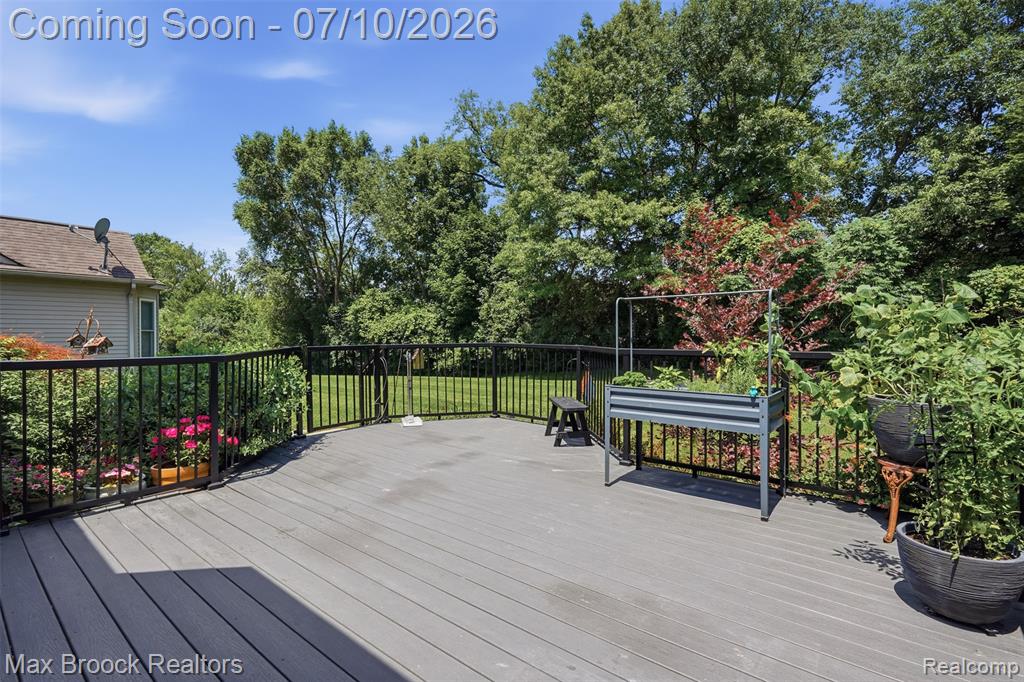 5804 S Windstar Circle, 22, Waterford, MI 48327 — Photo 39