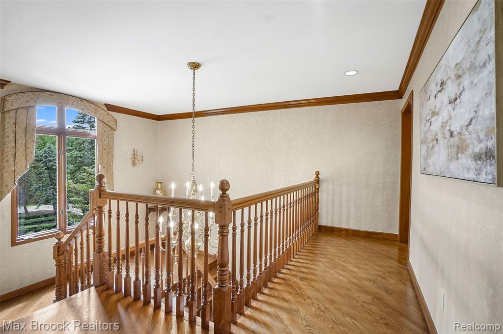 60 Kingsley Manor Drive, Bloomfield Hills, MI 48304 — Photo 31