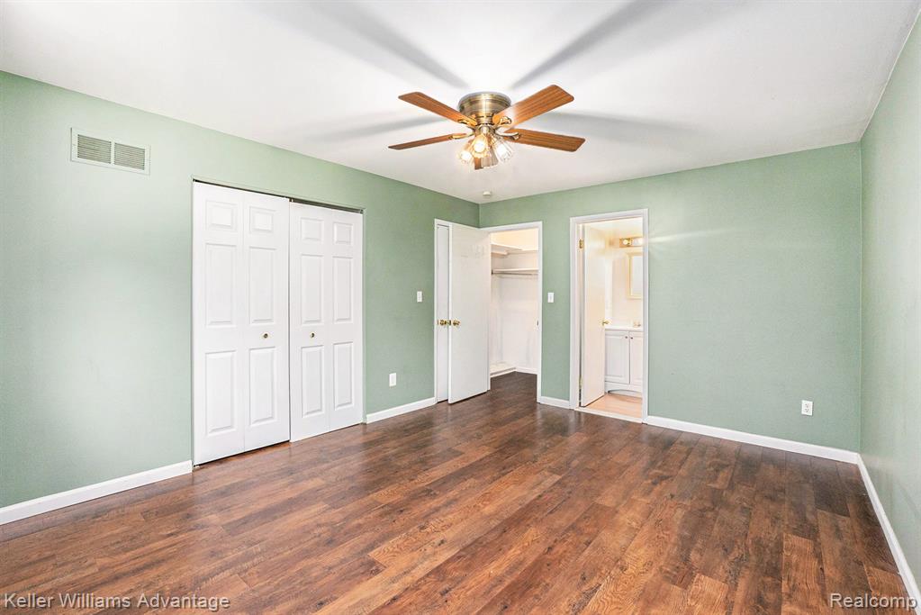 670 E Fox Hills Drive, Bloomfield, MI 48304 — Photo 13