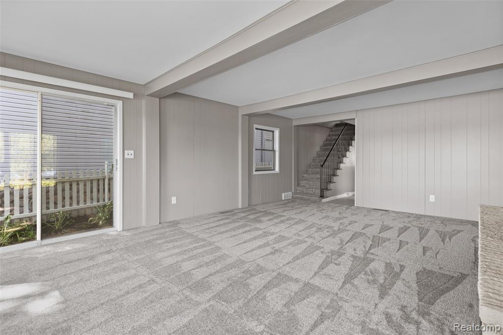 391 SHADY OAKS Street, Lake Orion, MI 48362 — Photo 25