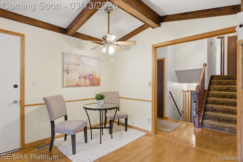 834 Abbey Lane, Milford, MI 48381 — Photo 13