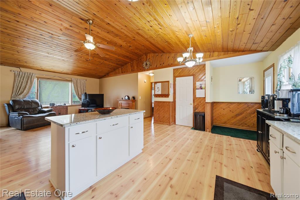 4915 E M 36, Pinckney, MI 48169 — Photo 9
