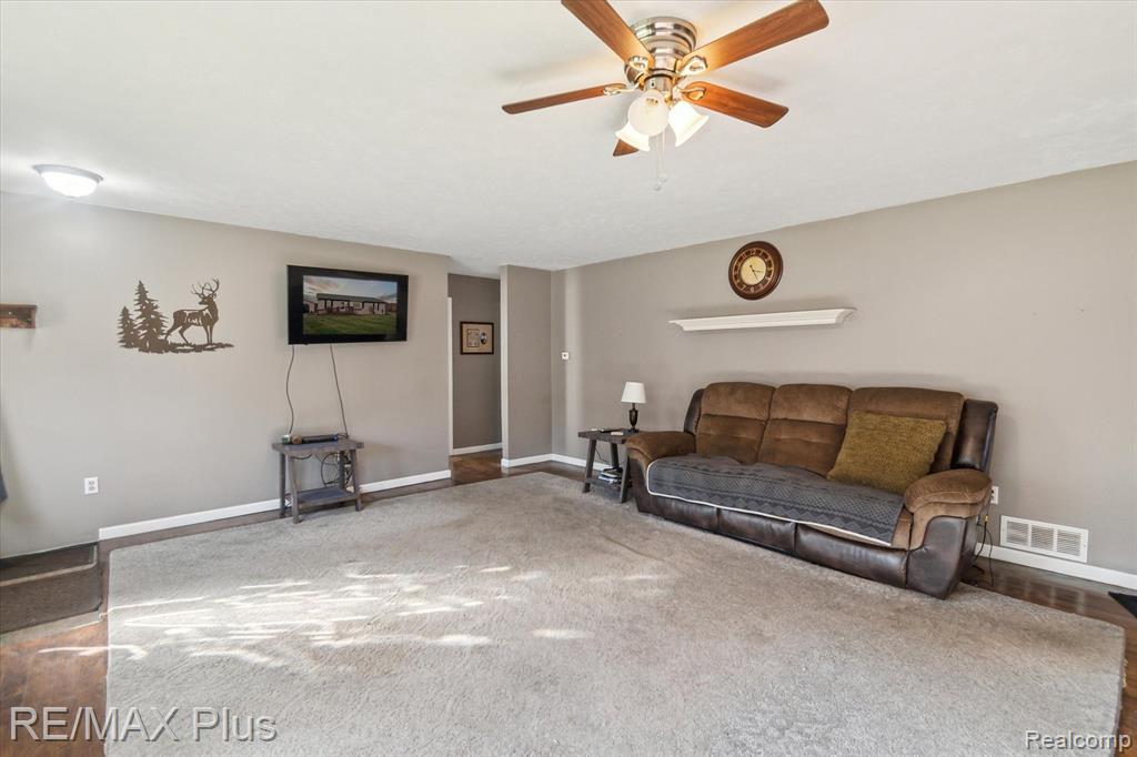 2878 GARY Road, Montrose, MI 48457 — Photo 6