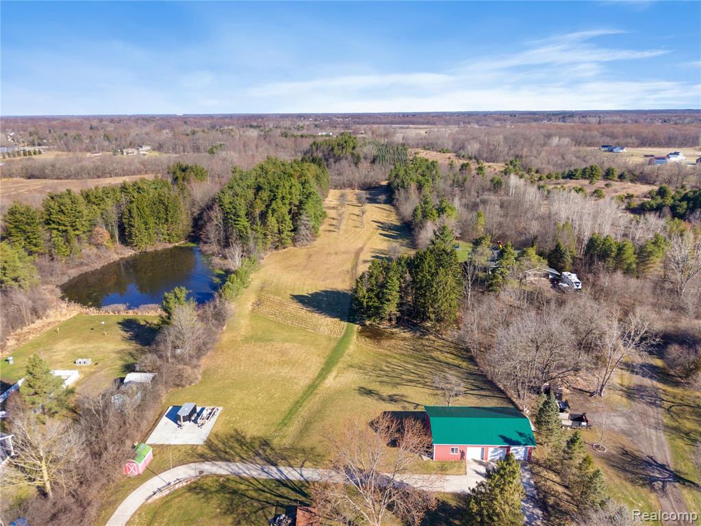 7163 Burpee Road, Grand Blanc, MI 48439 — Photo 49