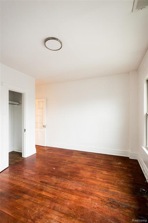 4130 Burns Street, Detroit, MI 48214 — Photo 9