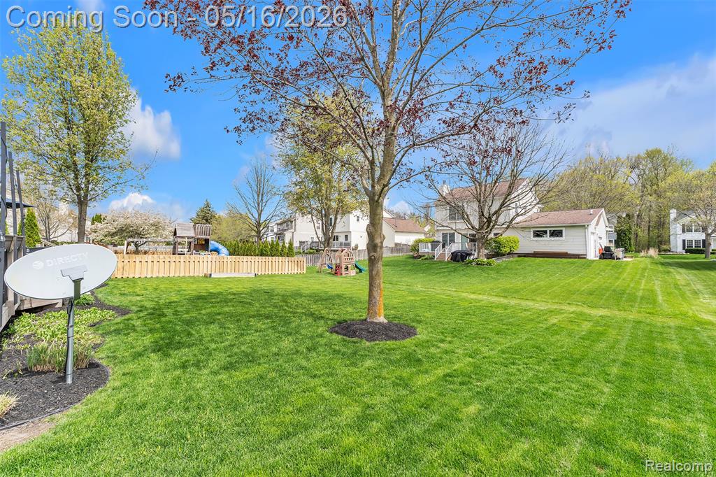 944 S Parkwood Drive, South Lyon, MI 48178 — Photo 54