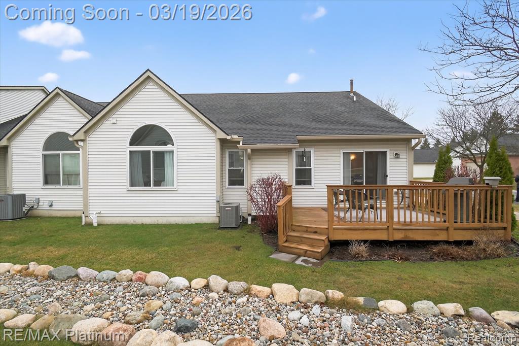 501 Snowfall Court, Howell, MI 48843 — Photo 40