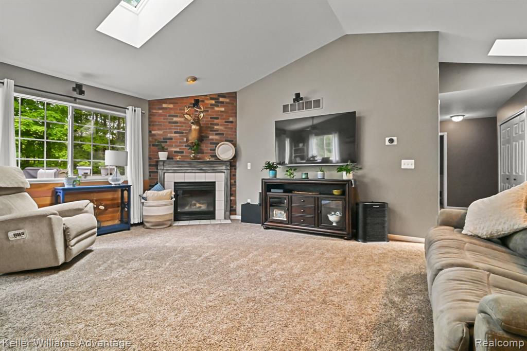 5085 HICKORY Trail, Grand Blanc, MI 48439 — Photo 31