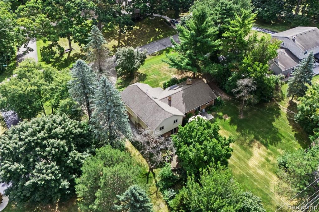 60023 Trailwood Street, Washington, MI — Photo 48