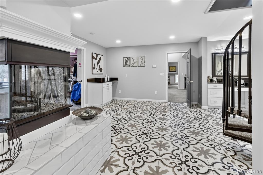 552 N McKinley Road, Flushing, MI 48433 — Photo 43