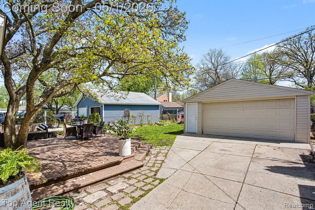 3744 Robina Avenue, Berkley, MI 48072 — Photo 23