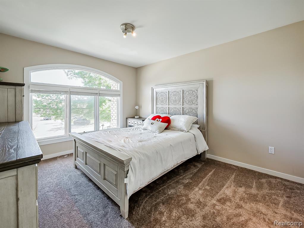 6310 Branford Drive, West Bloomfield, MI — Photo 33