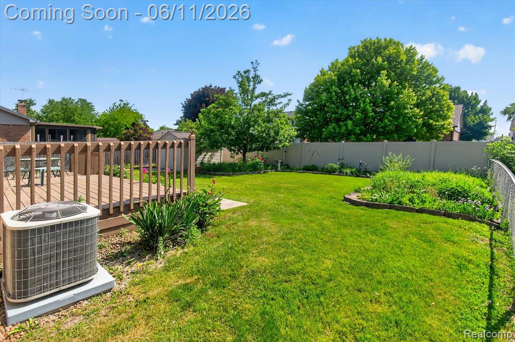 15125 Churchill Street, Southgate, MI 48195 — Photo 33