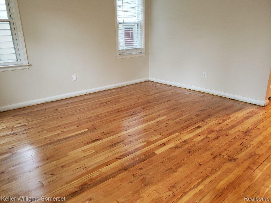 622 E 12 MILE Road, Royal Oak, MI 48073 — Photo 7