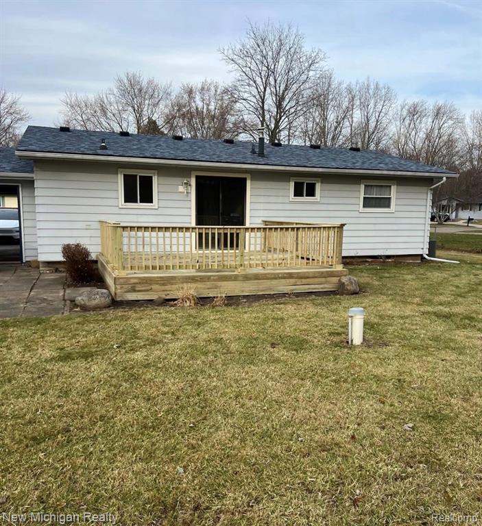 5511 Cottonwood Drive, Swartz Creek, MI 48473 — Photo 2