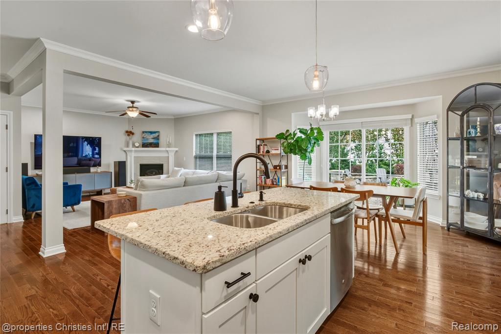 9024 Elmhurst Avenue, Plymouth, MI 48170 — Photo 14