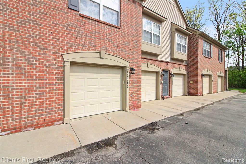 47547 Ormskirk Drive, Canton, MI 48188 — Photo 26