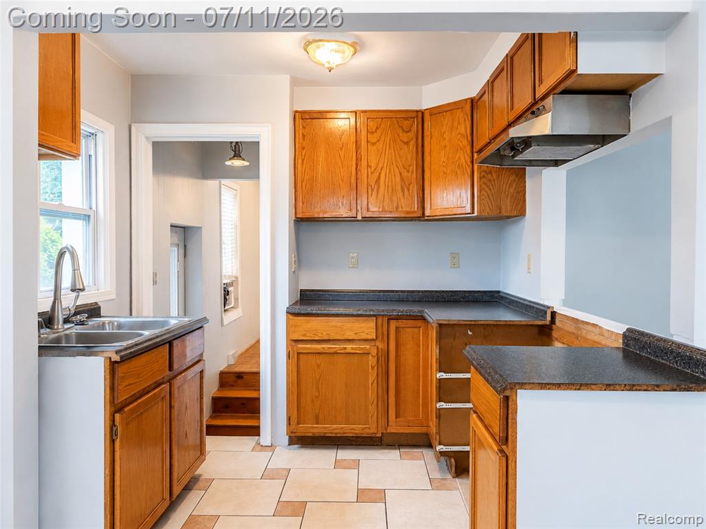 4855 Hatchery Road, Waterford, MI 48329 — Photo 14