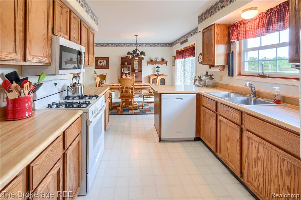 6499 Meisner Road, China, MI — Photo 16