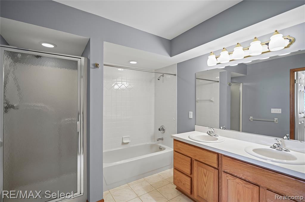 5184 Wyndemere Common Square, Swartz Creek, MI 48473 — Photo 26
