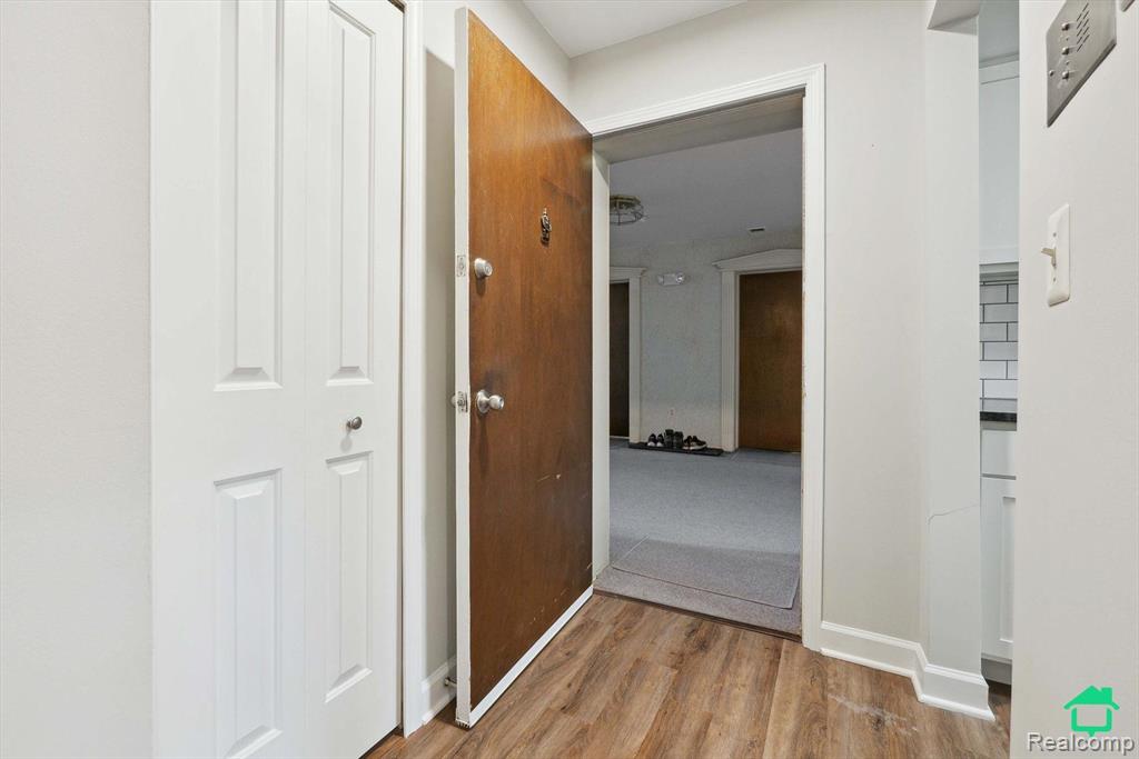 412 Riviera Drive, Saint Clair Shores, MI 48080 — Photo 10