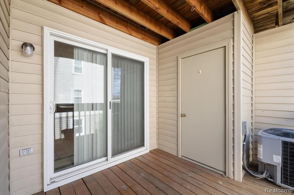 5080 Harbor Oak, Waterford, MI 48329 — Photo 5