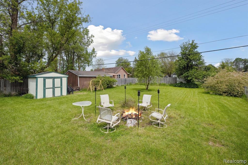 8084 Euclid, Salem, MI 48175 — Photo 40