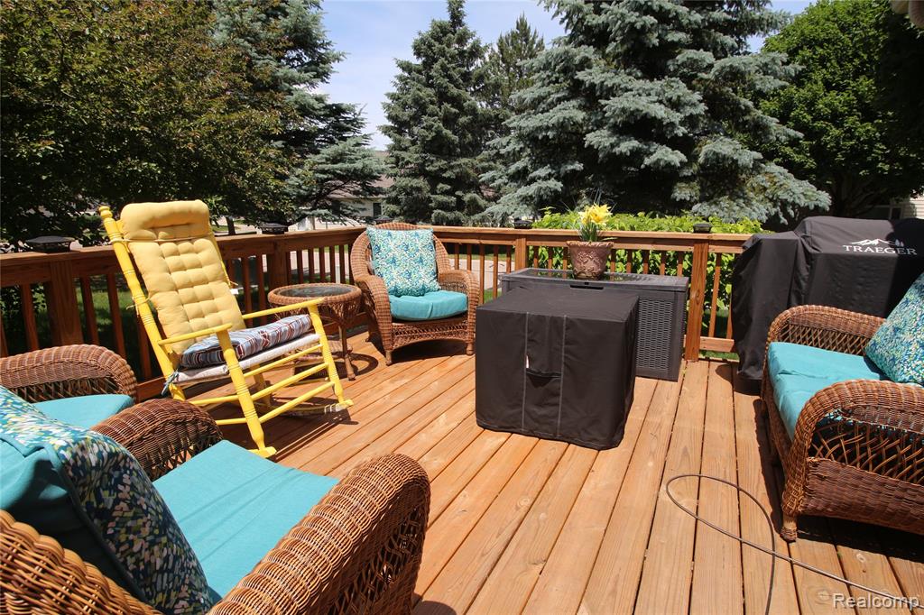 6052 Belmont Court, Grand Blanc, MI 48439 — Photo 6