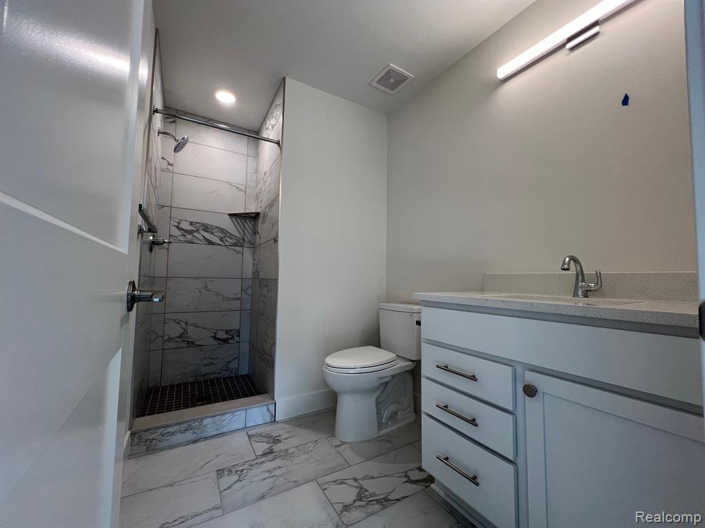 397 E BRECKENRIDGE UNIT 102 Street, Ferndale, MI 48220 — Photo 9