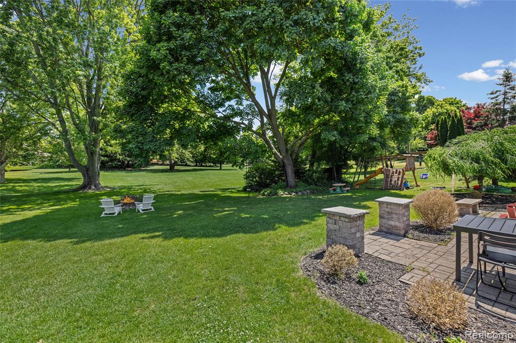 16610 Old Bedford Road, Northville, MI — Photo 45