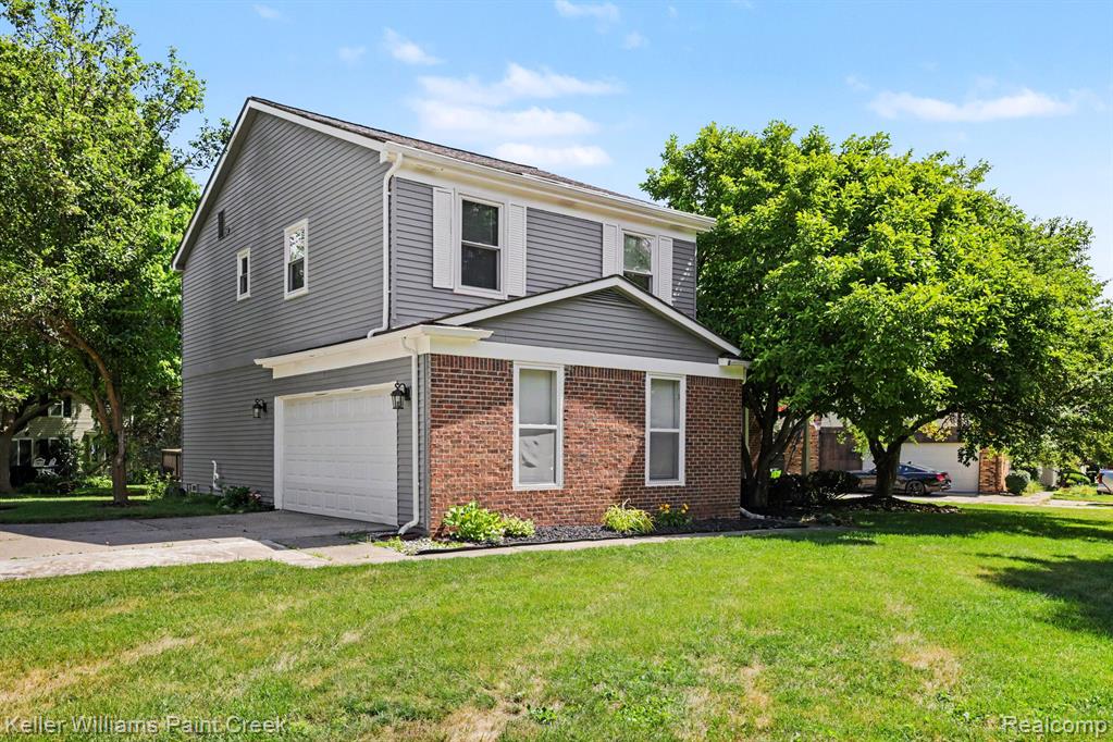 44820 Yorkshire Drive, Novi, MI — Photo 2