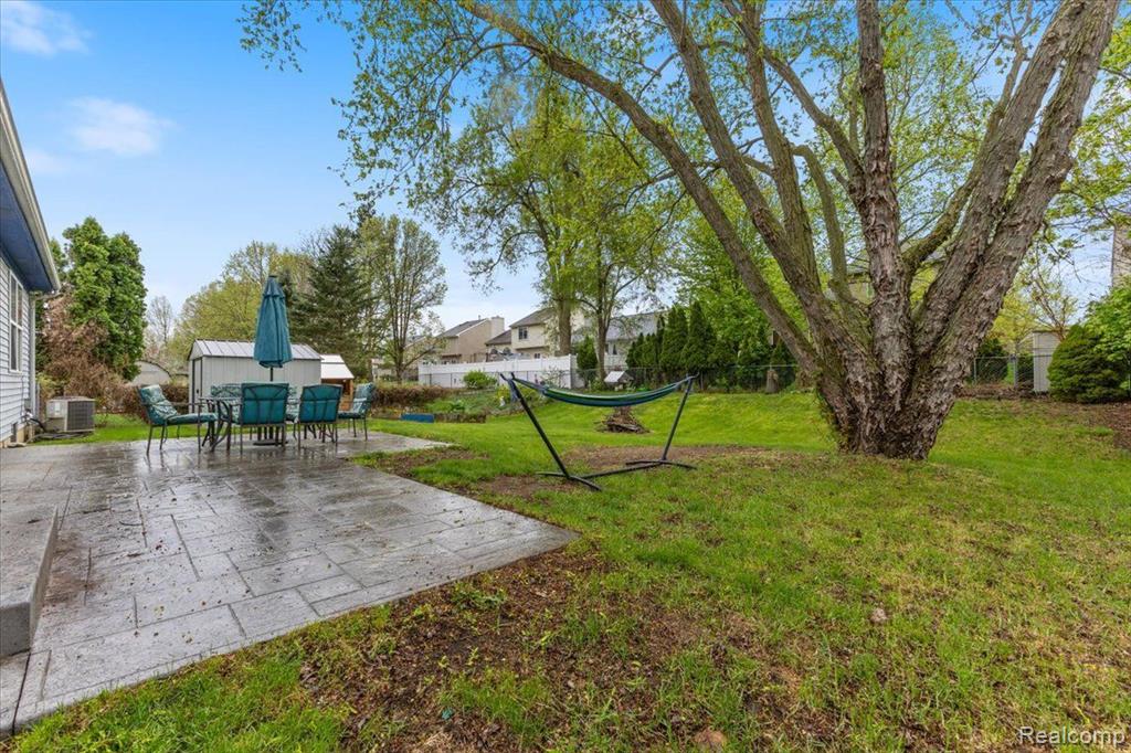 7102 MISSION HILLS Drive, Ypsilanti, MI 48197 — Photo 25