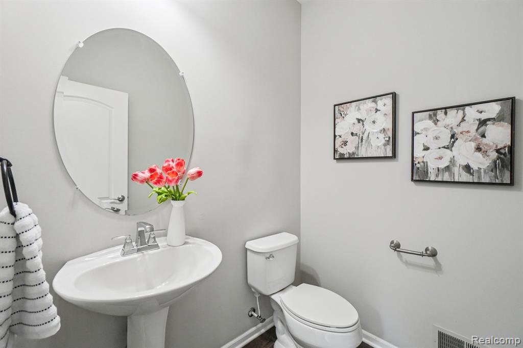 50519 Rockingham Drive, Canton, MI 48188 — Photo 17