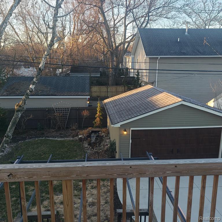 717 W 12 MILE Road, Royal Oak, MI 48073 — Photo 24