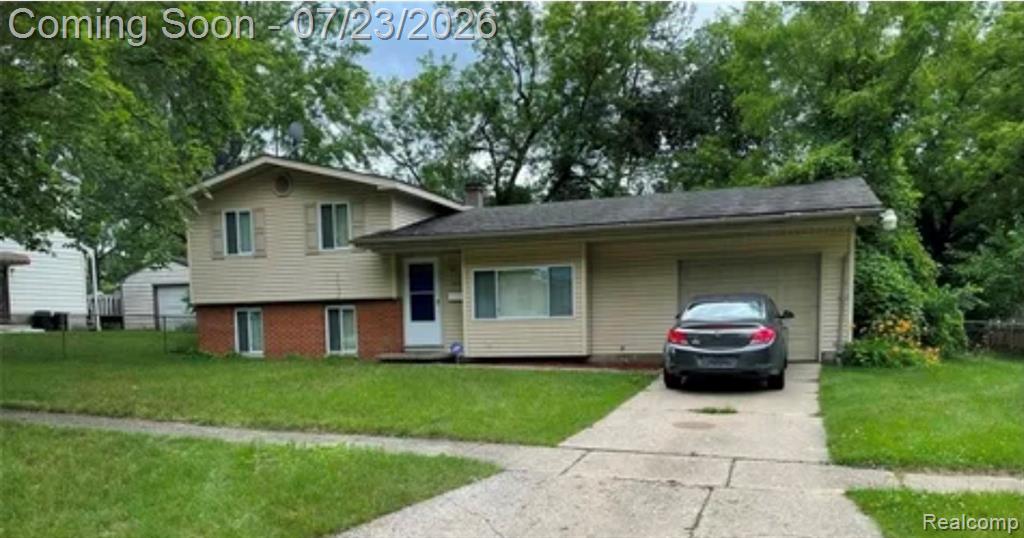 2828 Hampstead Drive, Flint, MI 48506