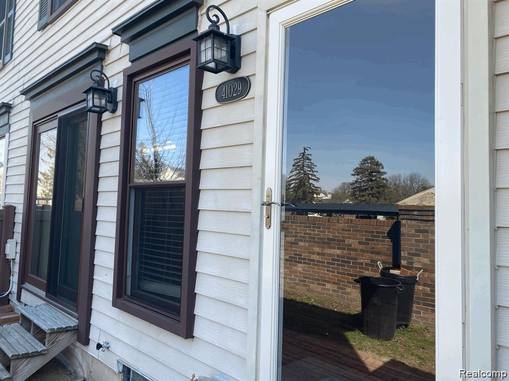 41029 SOUTHWIND Drive, Canton, MI 48188 — Photo 35