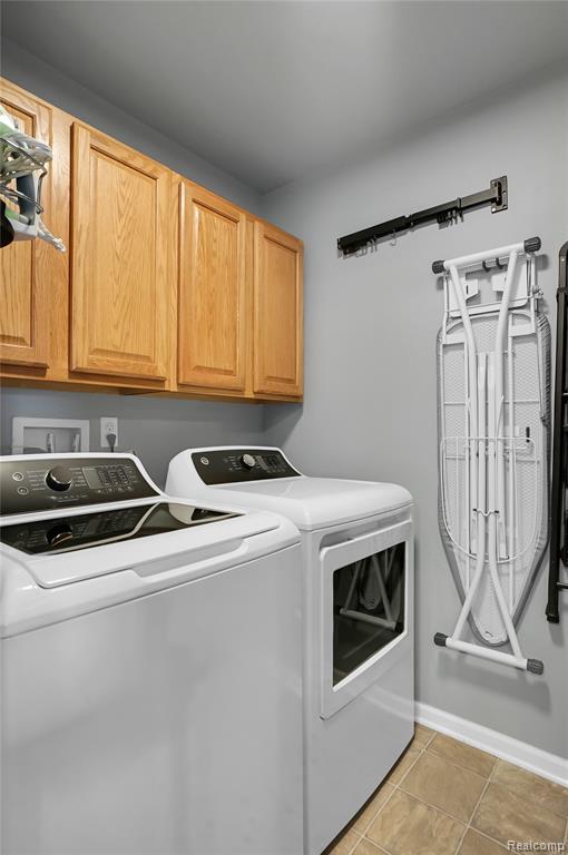 3346 Kneeland Circle, Howell, MI 48843 — Photo 14
