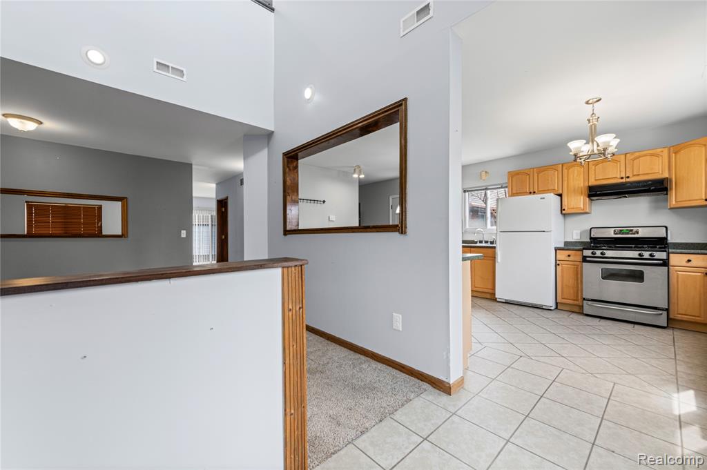26734 Barrington Street, Madison Heights, MI 48071 — Photo 4